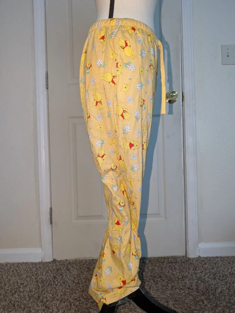 Disney Winnie the Pooh Pale Yellow Sleep Pants - Picture 4 of 9